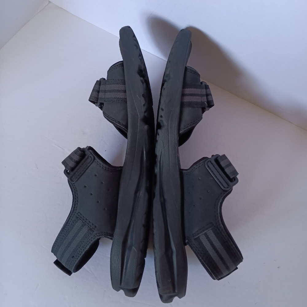🖤 New Balance Mens Velcro Strap Sandals Black 11 Foam Footbed - Picture 7 of 12